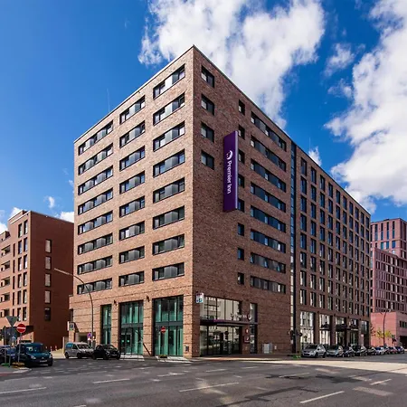 Premier Inn Hamburg City Hammerbrook-3
